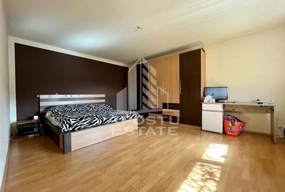 Casă individuală cu 5 camere în Ronaț