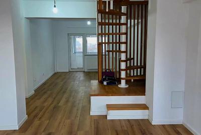 Modern- 5 camere- deosebit - 3 bai- renovat integral - 3