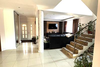 Casa 270mp cu 5 ari teren zona- Sarmas mobilata utilata 269.000eur neg - 4