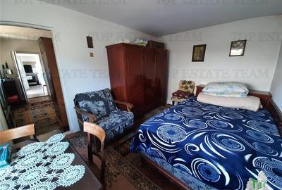 In exclusivitate Piata Veteranilor casa individuala  7 min de metrou - 15