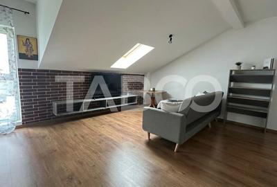 Apartament cu 3 camere semidecomandat, mobilat în Turnișor