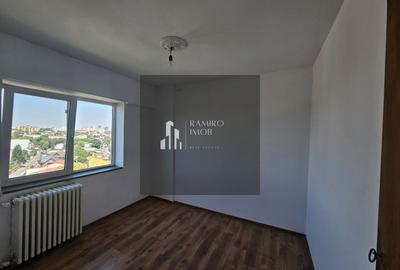 Apartament cu 3 camere decomandat în Giurgiului
