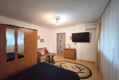 Drumul Taberei exact langa Plaza Mall bloc stradal pe Bld Timisoara - 5