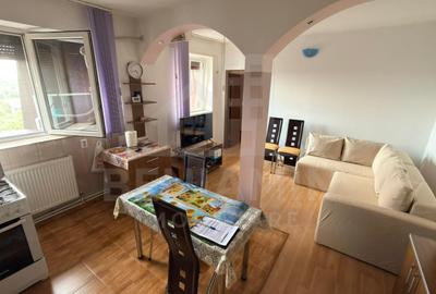 Apartament cu 2 camere semidecomandat, mobilat în Craiovița Nouă