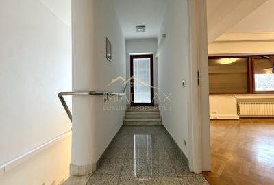 Vila centrala cu 13 camere *460mpu* + garaj // Dorobanți - 28