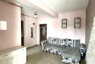 Apartament cu 3 camere semidecomandat în Florești