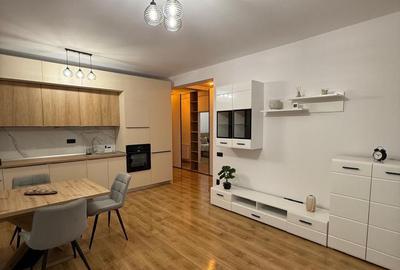 Apartament cu 2 camere semidecomandat, mobilat în Florești