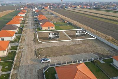 Teren Intravilan de Vânzare în Prejmer, 707 mp, Toate Utilitățile - 1