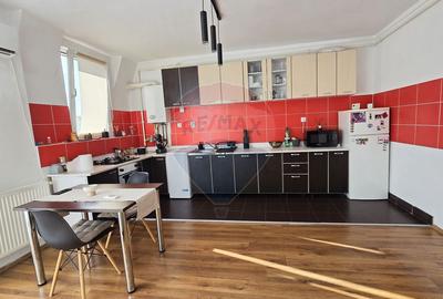 Apartament  de vanzare 2 camere,  zona Spitalul de Urgenta  Floresti