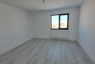 VILA SUPERBA CU 5 CAMERE  IN COMPLEX REZIDENTIAL CU CIRCUTI INCHIS - 33