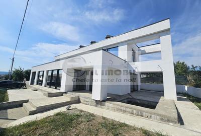 Miroslava-Clădire premium cu vedere la Lacul Ezăreni-380.000 - 1