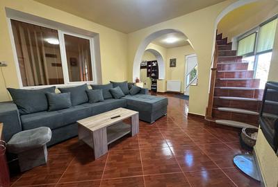 Casa Duplex 195 mp| 387 teren| zona Cetate - 2