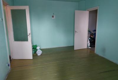 PIATA UNIRII-CANTEMIR,2 camere - 3