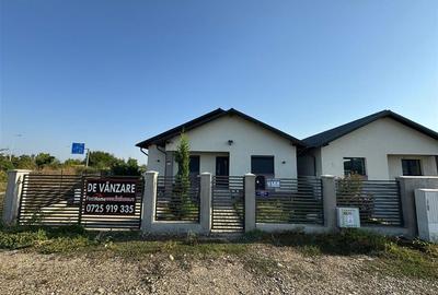 Casa caramida , an 2021 , de vanzare in Focsani Nord - Livada - 1