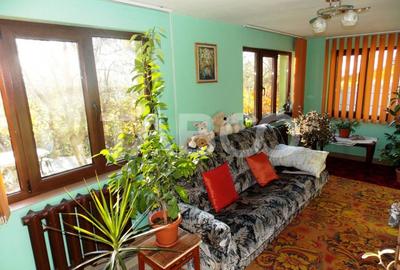 Casa individuala de vanzare 370mp 6 camere si 760mp teren Gusterita - 14