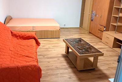 Garsoniera, renovata, confort 1, Virtutii, metrou Lujerului, tramvai 41 Orsova - 1