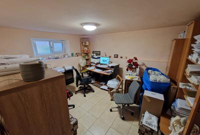 Apartament 2 camere  in Andrei Muresanu cu gradina,birou, si beci - 10