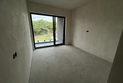 Casa tip duplex semifinisat , 180 mp utili , 400 mp teren zona Faget - 9