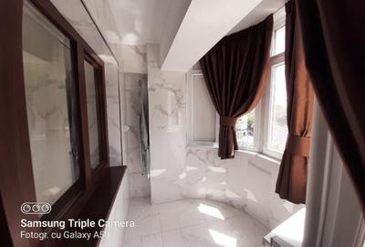 Apartament cu 4 camere decomandat, mobilat în Ștefan cel Mare