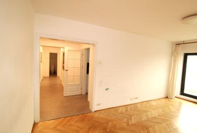 Apartament 3 camere Unirii - vedere superbă, ultracentral - 1