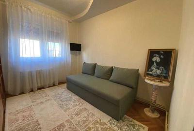 Apartament 3 camere decomandat , etaj 02 , zona  Cetate - 4