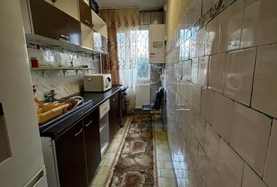 Apartament 3 camere de închiriat – zona Școala 8 – Piața I.L. Caragiale - 10