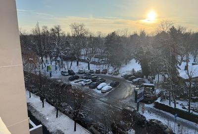 Apartament cu 4 camere decomandat, mobilat în Șoseaua Nordului