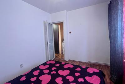 Apartament 3 Camere Str. Parcul Mic - Etaj Intermediar - Cod 5257 - 5