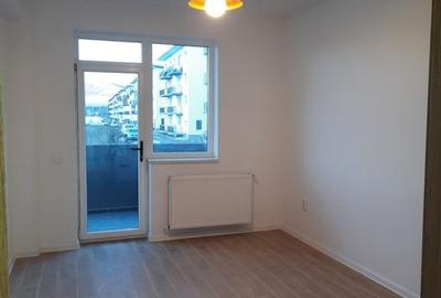 Apartament la parter cu destinație comercială , 51,9 mp, zona Terra - 5