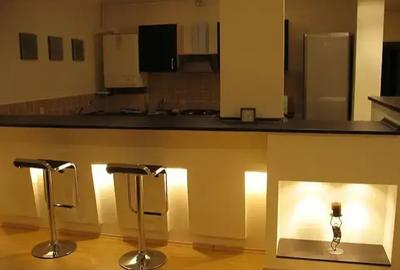 Apartament cu 2 camere decomandat, mobilat în Polonă