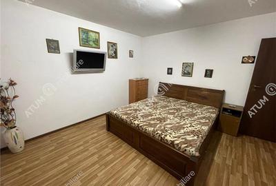 Casa 6 camere decomandate curte 130 mp in Selimbar - 4