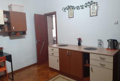 INCHIRIERE GARSONIERA, ULTRACENTRAL, PIATA  ROMANA, - 2