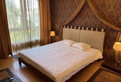 Penthouse cu 3 camere decomandat, mobilat în Avantgarden