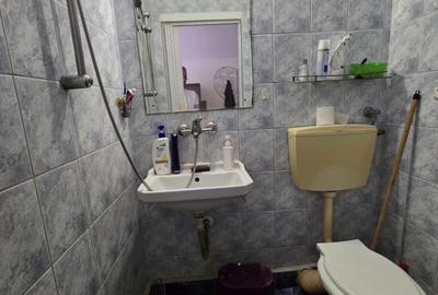 Garsoniera de vanzare, et 8, posibilitate preluare chirias. - 8