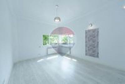 Apartament de inchiriat, 137 mp, central, curte proprie - 6