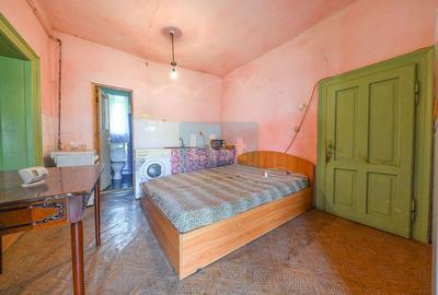 Casa de vanzare in zona centrala - 4