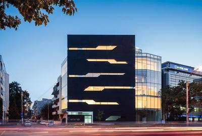 Birou, de 300 mp, în Aviatorilor