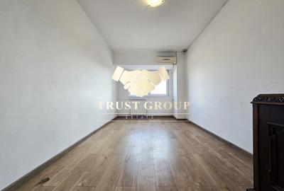 Apartament cu 5 camere decomandat în Victoriei