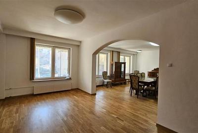Vanzare birou langa Herastrau/Arcul de Triumf parter 400 mp - 2