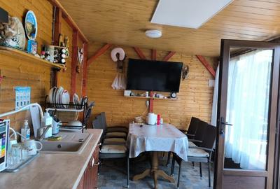 Casă de vânzare în Costinești. Casa se vinde cu tot cu mobila, electrocasnice. - 12