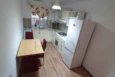 Apartament cu 2 camere decomandat, mobilat în Soarelui