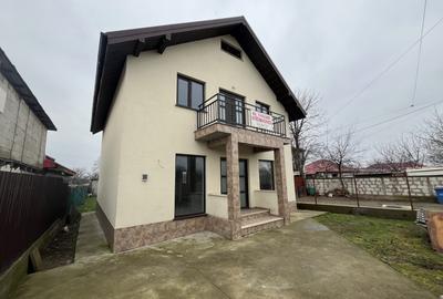 Casă individuală cu 4 camere în Valu lui Traian
