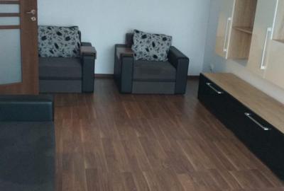 Apartament de închiriat cu balcon și lift, 2 camere - 1
