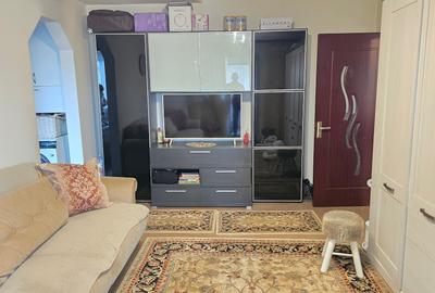 Vand apartament 3 camere in Deva, pe Al. Armatei, etaj 3,  mobilat si utilat - 3