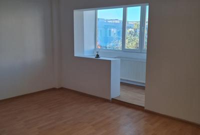 Vanzare Apartament 2 Camere Decomandat Crangasi - 1