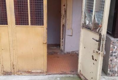 URGENT: ULTRA CENTRAL - Apartament 2 camere situat in casa cu curte comuna - 4