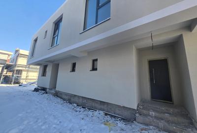 Casă cu 5 camere în Sud