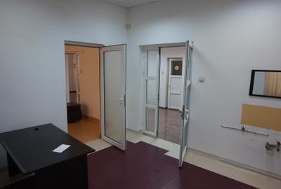 Parcul Carol - Rond Cosbuc, trei imobile, singur curte, liber - 12