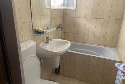 Apartament 4 camere , zona cartier Sud , et 1 , 60 mp , liber - 11