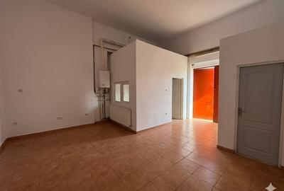 Spatiu comercial stradal cu vitrina, GH. DOJA - expunere excelenta! - 4